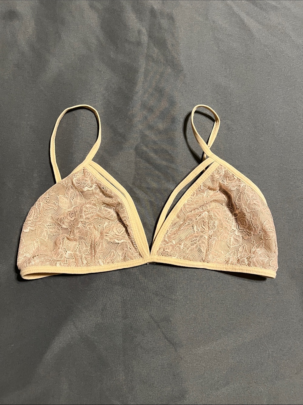 Anemone Lace Bralette in Nude